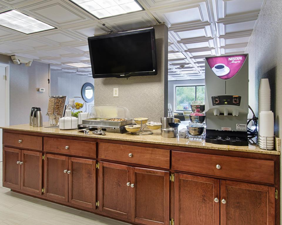 Suburban Extended Stay Hotel Worcester Esterno foto